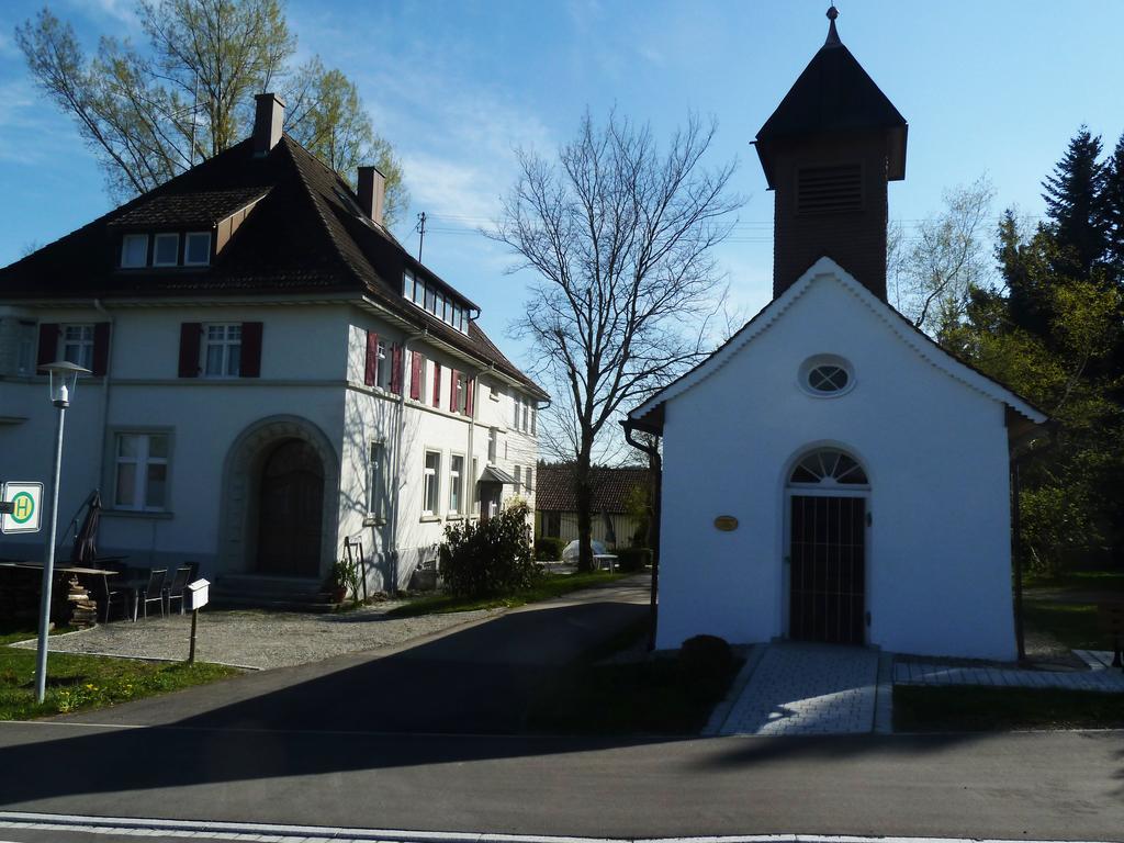 Apartmán Altes Schulhaus Argenbuhl Exteriér fotografie