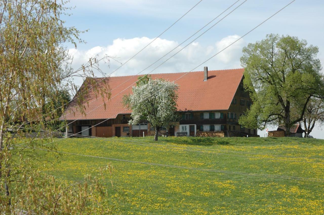 Apartmán Altes Schulhaus Argenbuhl Exteriér fotografie
